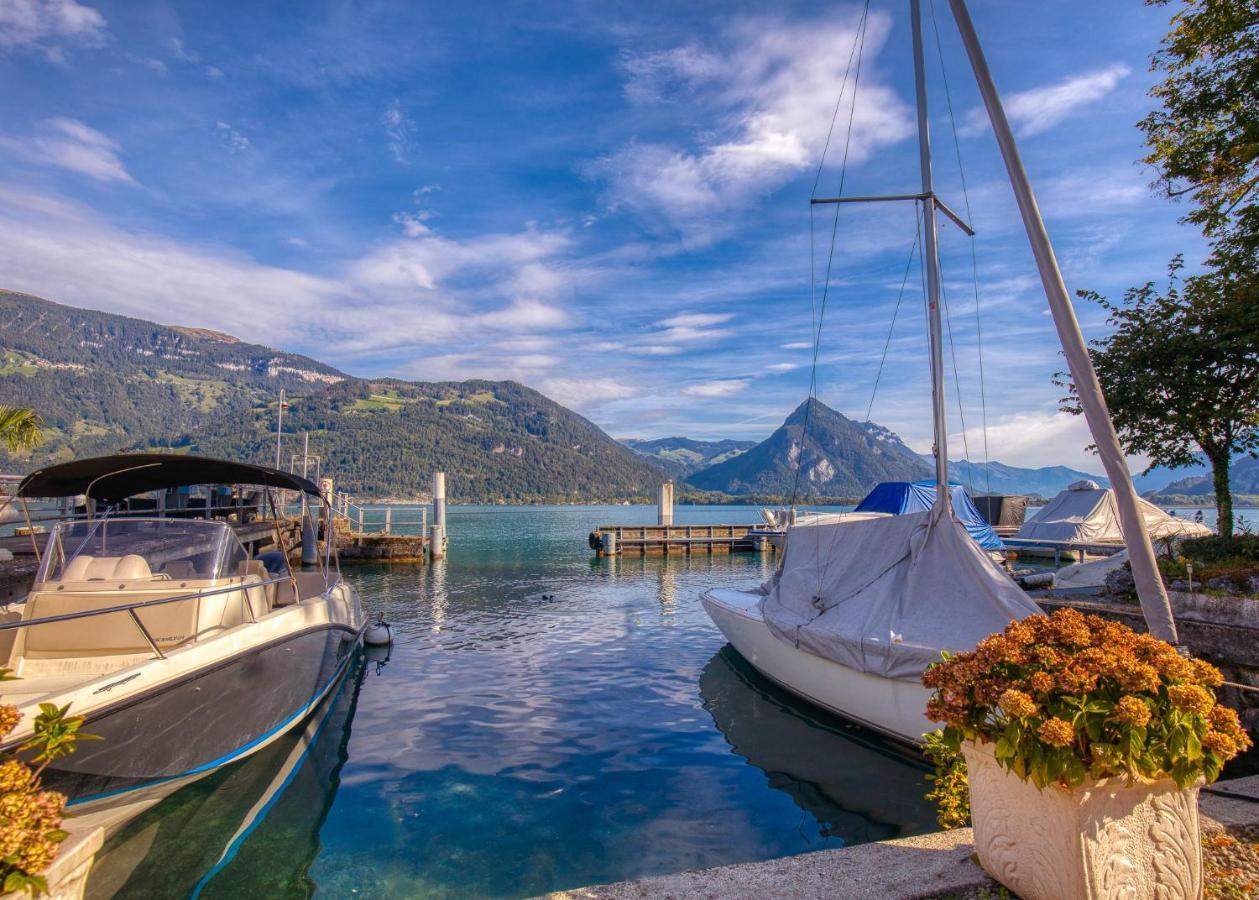 Strandhuesli Directly On Lake Thun Därligen Buitenkant foto